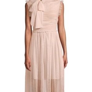 Avantlook Elegant Pink Dress